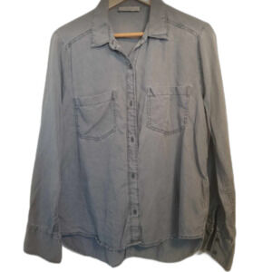 Abercrombie & Fitch Button Down Women’s Long Sleeve Shirt with Split Back